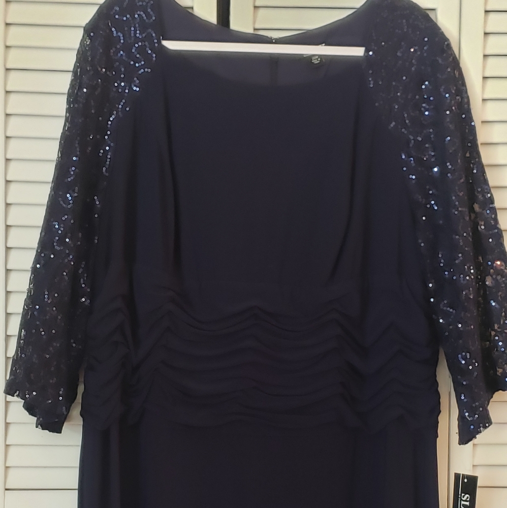 Mother of the Bride/Groom dress
